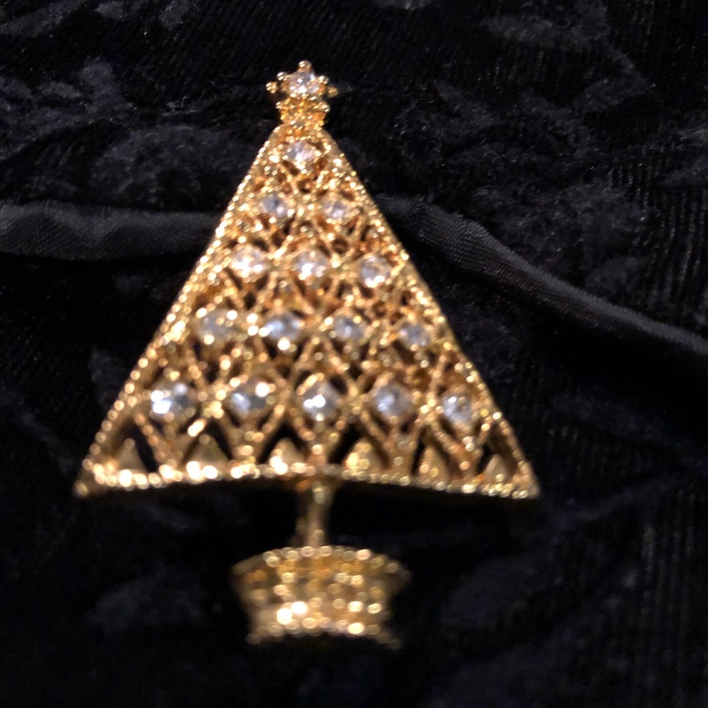 Vintage Christmas pin